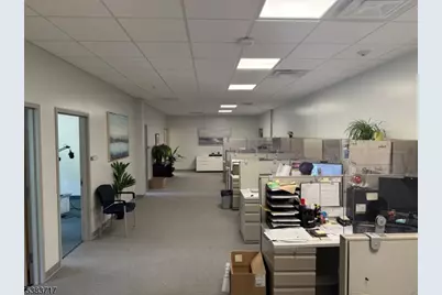 80 W Grand, Elizabeth, NJ 07202 - Photo 1