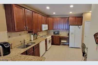 7414 Warrens Way #414, Wanaque, NJ 07465 - Photo 4