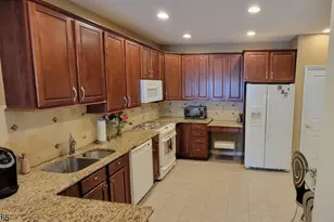 7414 Warren's Way, Wanaque, NJ 07465 - Photo 4