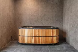 431 Dr Mlk Jr Blvd, East Orange, NJ 07018 - Photo 12