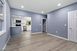 35 Boonton Ave, Butler, NJ 07405 - Photo 2