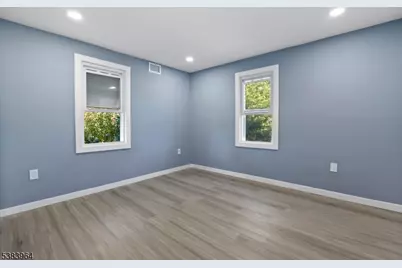 35 Boonton Ave, Butler, NJ 07405 - Photo 10