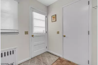 41 Cherryville Hollow Rd, Raritan Township, NJ 08822 - Photo 38