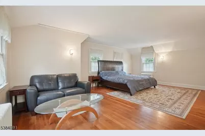 12 Edgewood Rd, Edison Twp., NJ 08820 - Photo 24