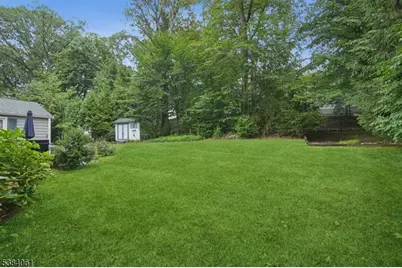 12 Edgewood Rd, Edison Twp., NJ 08820 - Photo 42