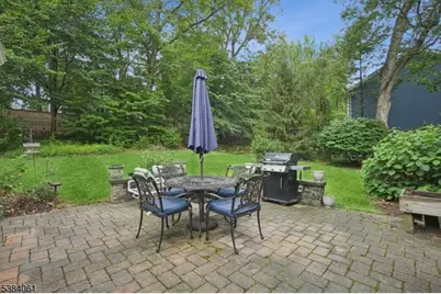 12 Edgewood Rd, Edison Twp., NJ 08820 - Photo 36