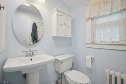 12 Edgewood Rd, Edison Twp., NJ 08820 - Photo 26