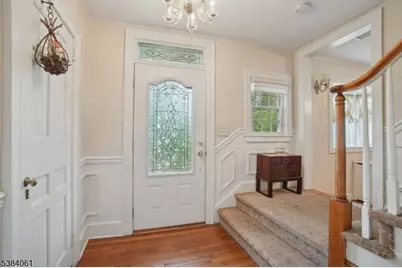 12 Edgewood Rd, Edison Twp., NJ 08820 - Photo 2