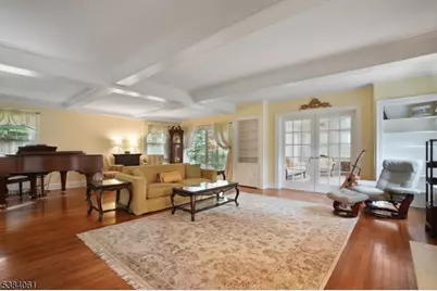 12 Edgewood Rd, Edison Twp., NJ 08820 - Photo 8