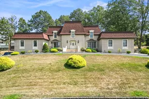 28 Battle Ridge Trail, Totowa, NJ 07512 - Photo 1