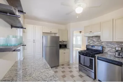 617 Washington Ave, Belleville, NJ 07109 - Photo 4