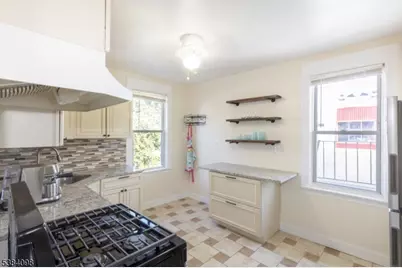 617 Washington Ave, Belleville, NJ 07109 - Photo 2