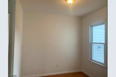 10 Exchange Pl, Clifton, NJ 07011 - Photo 8
