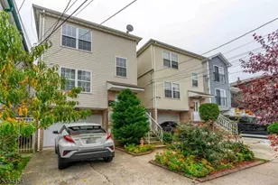 844 Lafayette St, Elizabeth, NJ 07201 - Photo 1