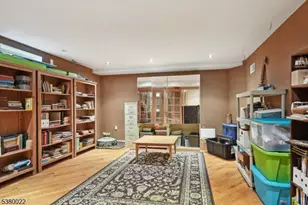 36 Independence Ct, Clifton, NJ 07013 - Photo 34