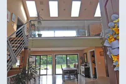 36 Independence Ct, Clifton, NJ 07013 - Photo 2