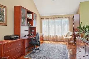 36 Independence Ct, Clifton, NJ 07013 - Photo 22