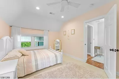 1 W Shore Rd, Bloomingdale, NJ 07403 - Photo 22