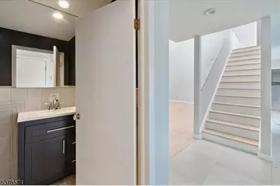 215 Eileen Dr, Cedar Grove, NJ 07009 - Photo 34