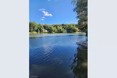 48 E Shore Dr, Vernon, NJ 07462 - Photo 8