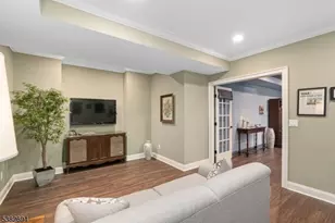 5 Erin Pl, Raritan Township, NJ 08822 - Photo 24