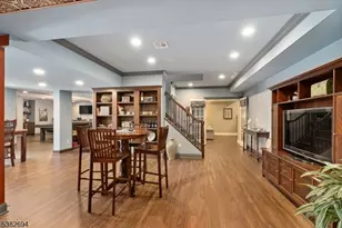 5 Erin Pl, Raritan Township, NJ 08822 - Photo 20