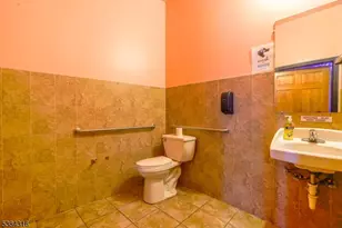 615 Orange St, Newark, NJ 07107 - Photo 10