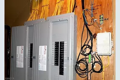 615 Orange St, Newark, NJ 07107 - Photo 12