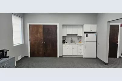 435 Ridgedale Ave, East Hanover Township, NJ 07936 - Photo 4