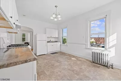 21 Walnut St #2, Clifton, NJ 07013 - Photo 2