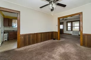 424 E 4th Ave, Roselle, NJ 07203 - Photo 8
