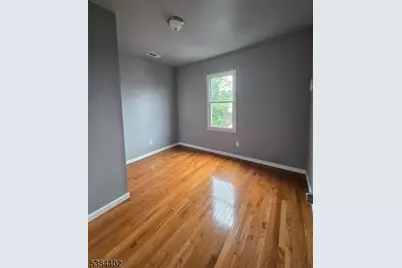 399-401 E 28th St, Paterson, NJ 07514 - Photo 8