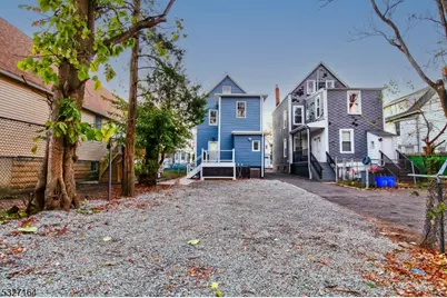 92 Steuben St, East Orange, NJ 07018 - Photo 22