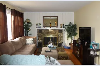 56 St Charles Ave, West Caldwell, NJ 07006 - Photo 4