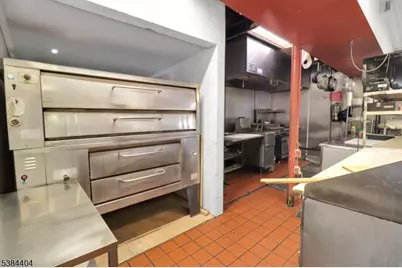 600 Adams Ave, Elizabeth, NJ 07201 - Photo 16