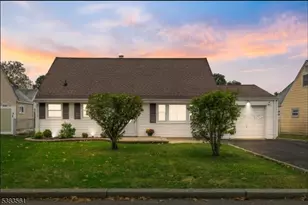 112 Patricia Ave, Woodbridge Township, NJ 07067 - Photo 1