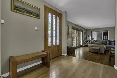 15 Orchard Ln, Rockaway Township, NJ 07435 - Photo 2