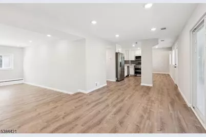 5 Waverly Dr, Edison, NJ 08817 - Photo 14