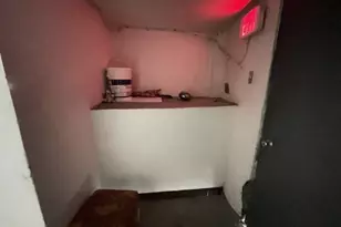 564 Broadway, Newark, NJ 07104 - Photo 4