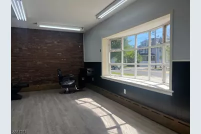 307 W Union Ave, Bound Brook, NJ 08805 - Photo 8