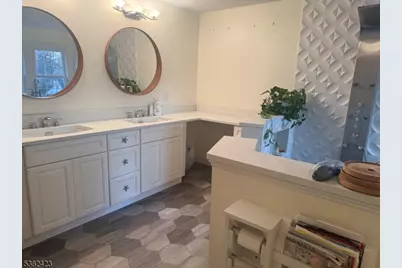 295 Tremont Ave, Orange, NJ 07050 - Photo 32