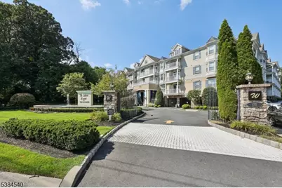 175 Rochelle Ave, Rochelle Park Township, NJ 07662 - Photo 1