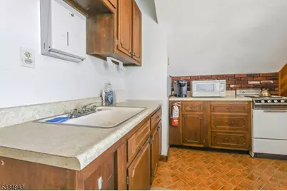 782 Valley Rd, Wayne, NJ 07470 - Photo 30