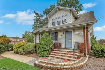 782 Valley Rd, Wayne, NJ 07470 - Photo 2