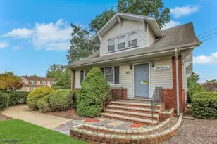 782 Valley Rd, Wayne, NJ 07470 - Photo 2