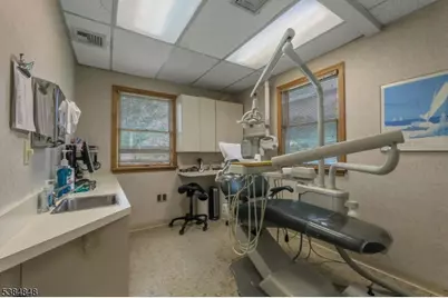 782 Valley Rd, Wayne, NJ 07470 - Photo 20