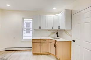 546 Morris St, Orange, NJ 07050 - Photo 14