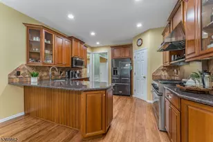 6 Jayne Dr, Lopatcong Township, NJ 08865 - Photo 10