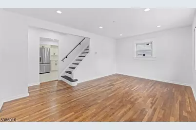 18 Farmingdale Ave, Bloomfield, NJ 07003 - Photo 8