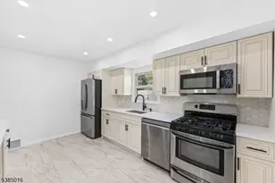 18 Farmingdale Ave, Bloomfield, NJ 07003 - Photo 12